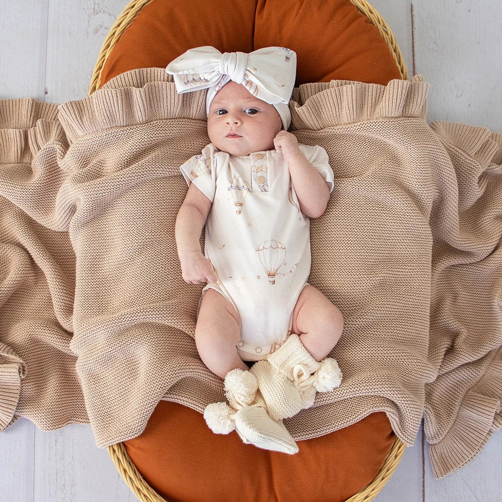 Up & Away Short Sleeve Organic Bodysuit - Snuggle Hunny