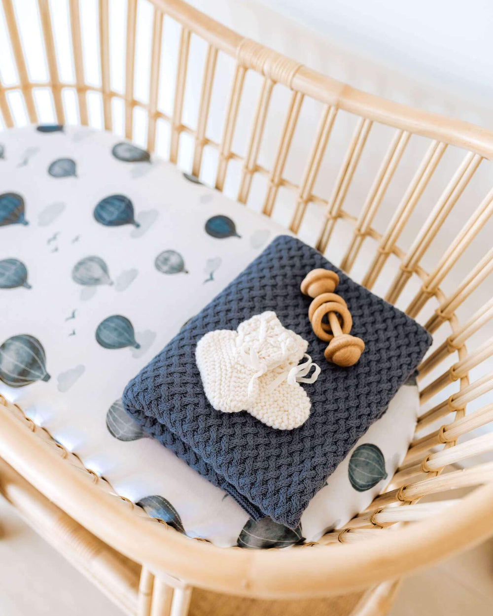 River - Diamond Knit Baby Blanket - Snuggle Hunny Kids