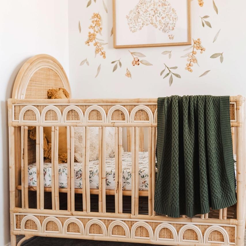 Olive - Diamond Knit Baby Blanket - Snuggle Hunny Kids