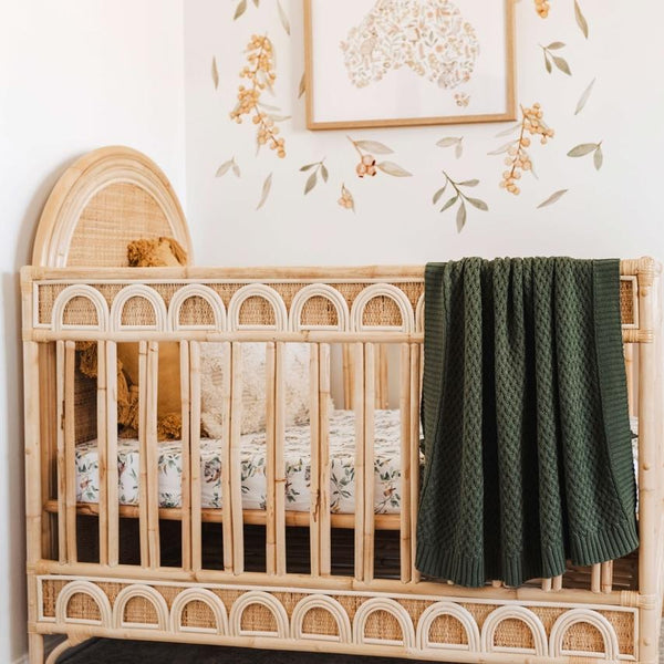 Olive - Diamond Knit Baby Blanket - Snuggle Hunny Kids