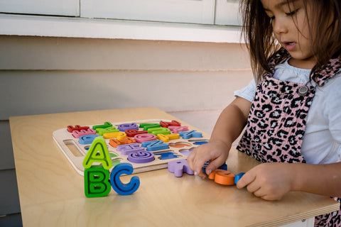 Handcarry Uppercase ABC Trace Puzzle - Kiddie Connect