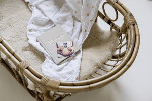 BUMP - A Pregnancy Story - Natural & Gold - Write to me