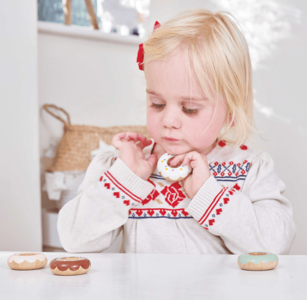 Wooden Doughnut Set- Le Toy Van