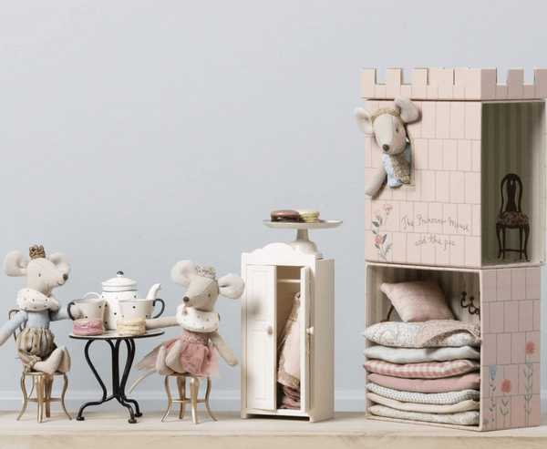 Wooden Mouse Closet Cream - Maileg