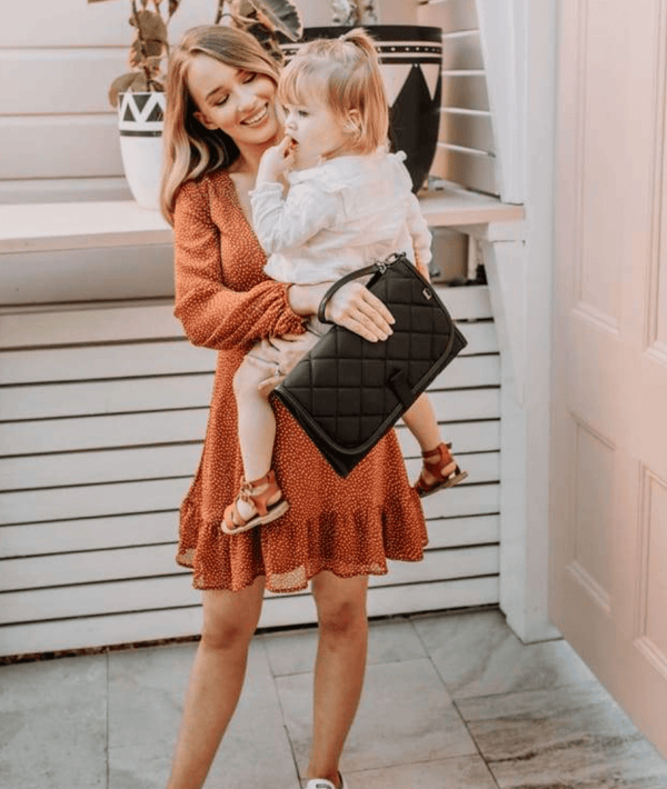 Change Mat Clutch Black Quilt OIOI - Main Image