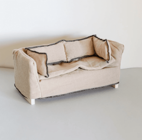 Miniature Couch	- Maileg